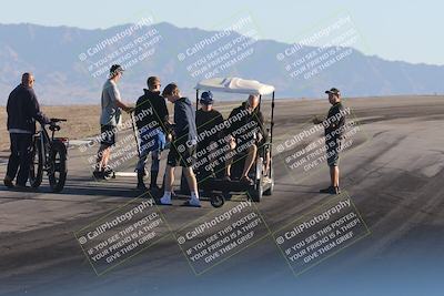 media/Oct-30-2025-Racers Edge (Thu) [[dabbdaf680]]/1-Around the Pits- Track Walk/